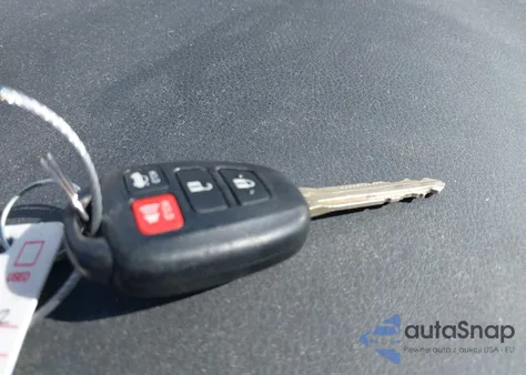 2017 Toyota Corolla Le z USA, uszkodzony, nr VIN 2T1BURHE7HC770358